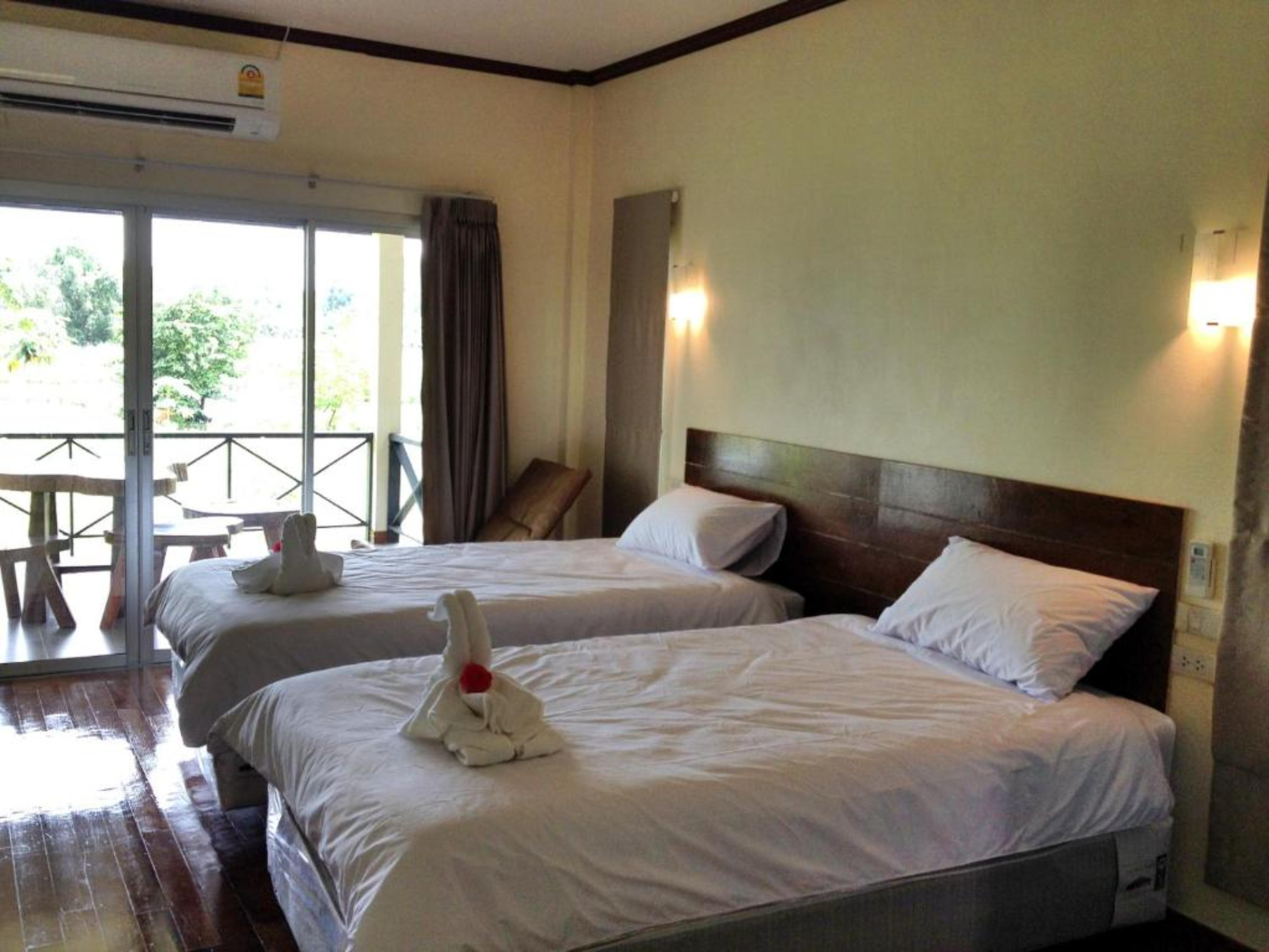 Be Fine Sabuy Hotel And Resort Surat Thani Eksteriør billede