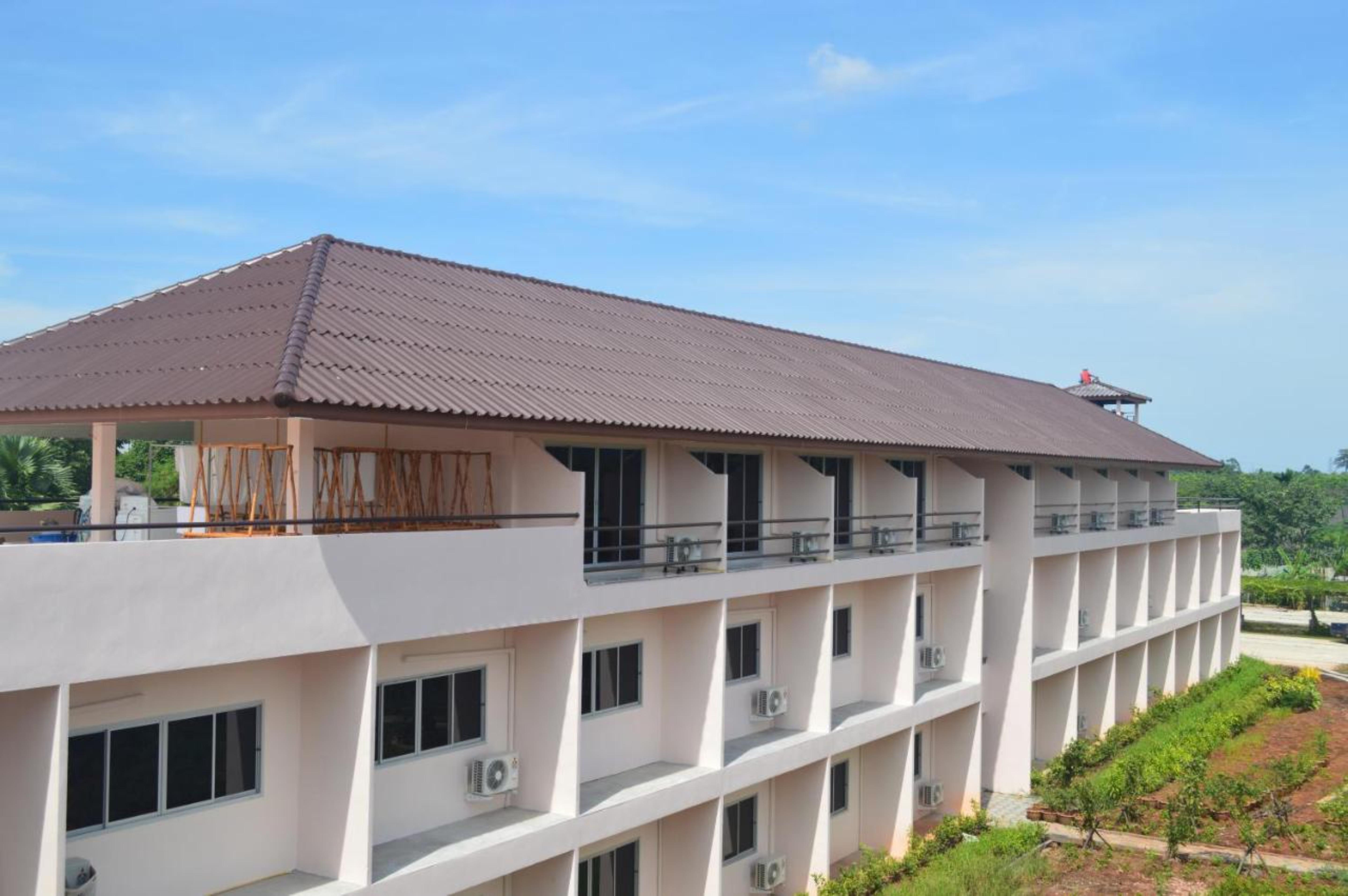 Be Fine Sabuy Hotel And Resort Surat Thani Eksteriør billede