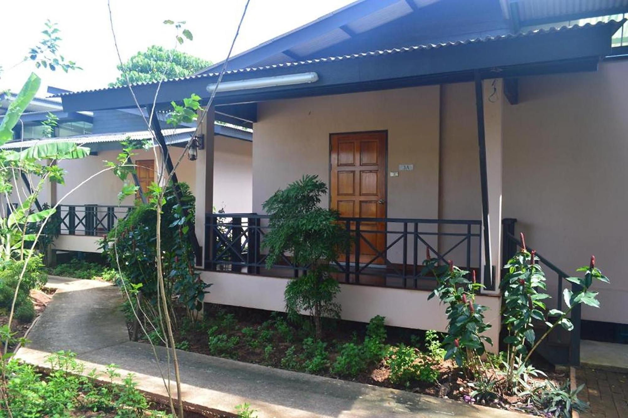 Be Fine Sabuy Hotel And Resort Surat Thani Eksteriør billede